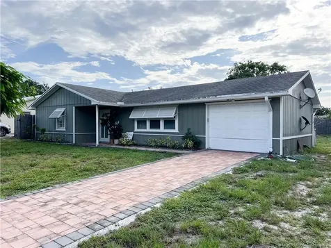 5471 SE 50th Drive Stuart FL 34997