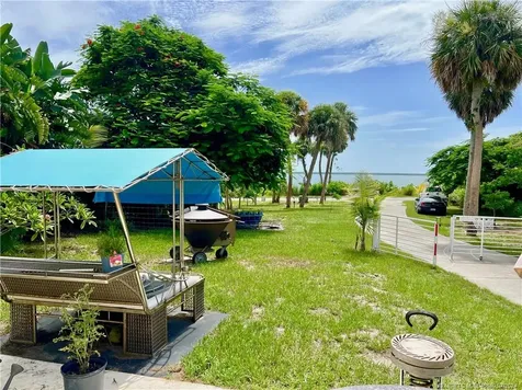 6807 S Indian River Drive Fort Pierce FL 34982