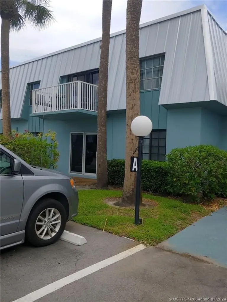 Stuart FL 34994
