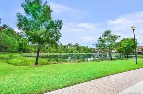 370 SW Walking Path Stuart FL 34997