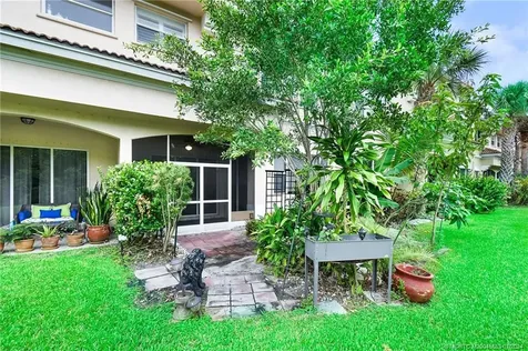 370 SW Walking Path Stuart FL 34997