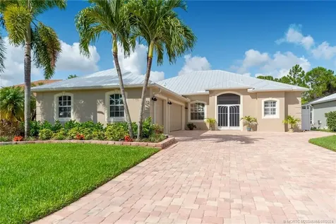 472 NW Sunflower Place Jensen Beach FL 34957