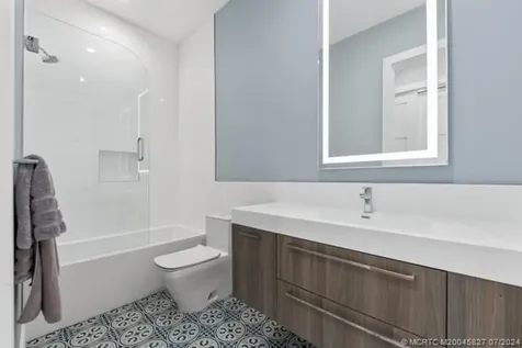 53 SE Seminole Street Stuart FL 34994