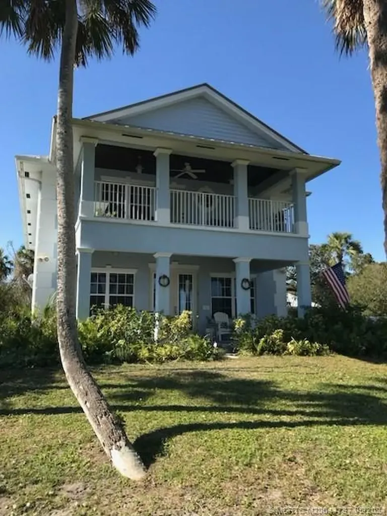 2495 N Indian River Drive Fort Pierce FL 34946