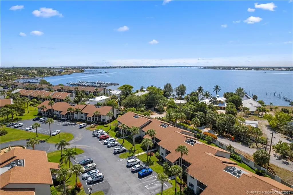 1600 NE Dixie Highway Jensen Beach FL 34957