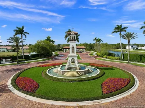 120 SE Santa Gardenia Port St Lucie FL 34984