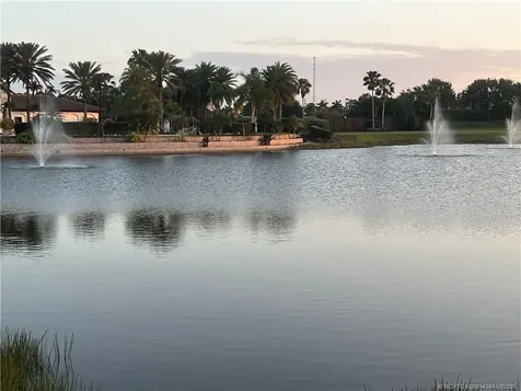 120 SE Santa Gardenia Port St Lucie FL 34984