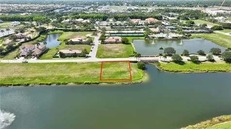 120 SE Santa Gardenia Port St Lucie FL 34984