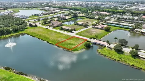 120 SE Santa Gardenia Port St Lucie FL 34984