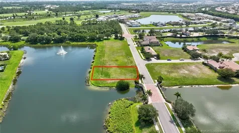 120 SE Santa Gardenia Port St Lucie FL 34984