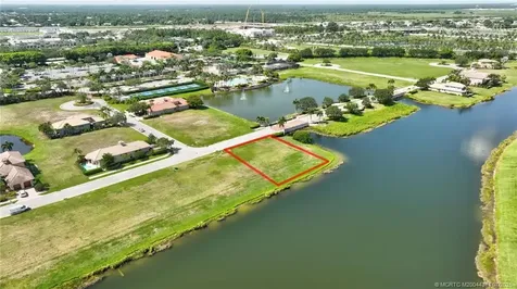 120 SE Santa Gardenia Port St Lucie FL 34984