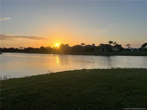 120 SE Santa Gardenia Port St Lucie FL 34984