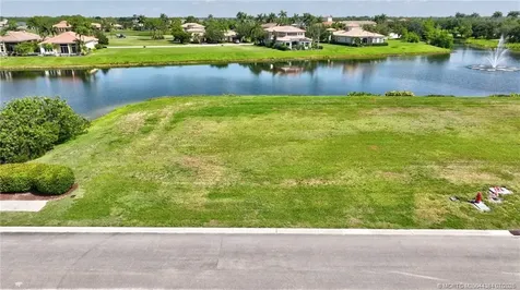 120 SE Santa Gardenia Port St Lucie FL 34984