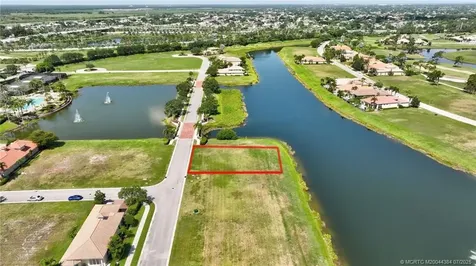 120 SE Santa Gardenia Port St Lucie FL 34984