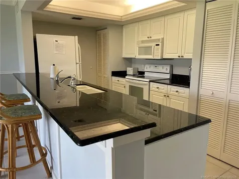 5565 NE Gulfstream Way Stuart FL 34996