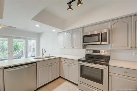 2113-2115 NE 56th Court Fort Lauderdale FL 33308