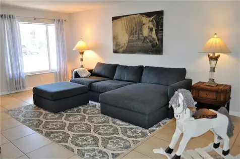 2113-2115 NE 56th Court Fort Lauderdale FL 33308