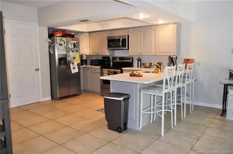 2113-2115 NE 56th Court Fort Lauderdale FL 33308