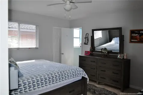 2113-2115 NE 56th Court Fort Lauderdale FL 33308