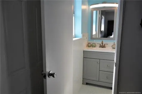 2113-2115 NE 56th Court Fort Lauderdale FL 33308