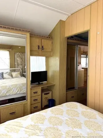 952 Nettles Boulevard Jensen Beach FL 34957