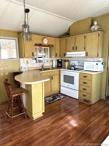 952 Nettles Boulevard Jensen Beach FL 34957