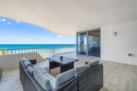 2001 SE Sailfish Point Boulevard Stuart FL 34996