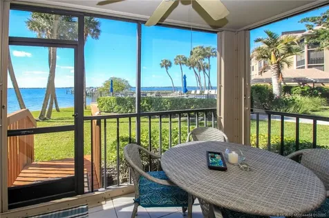 4540 NE Sandpebble Trace Stuart FL 34996