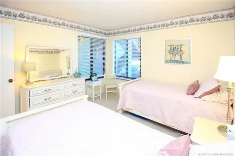 4540 NE Sandpebble Trace Stuart FL 34996