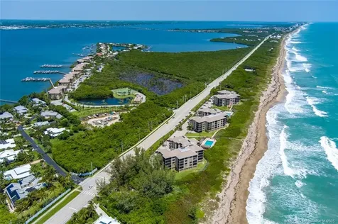 4540 NE Sandpebble Trace Stuart FL 34996