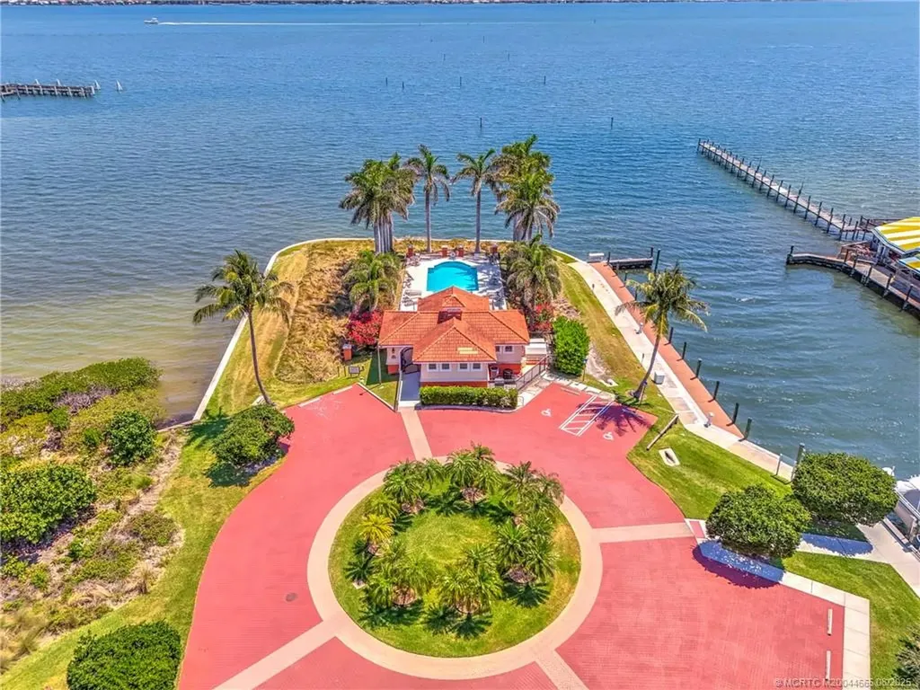 1528 NE Outrigger Landings Drive Jensen Beach FL 34957