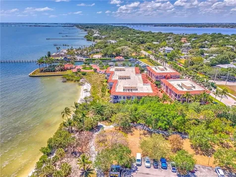 1528 NE Outrigger Landings Drive Jensen Beach FL 34957