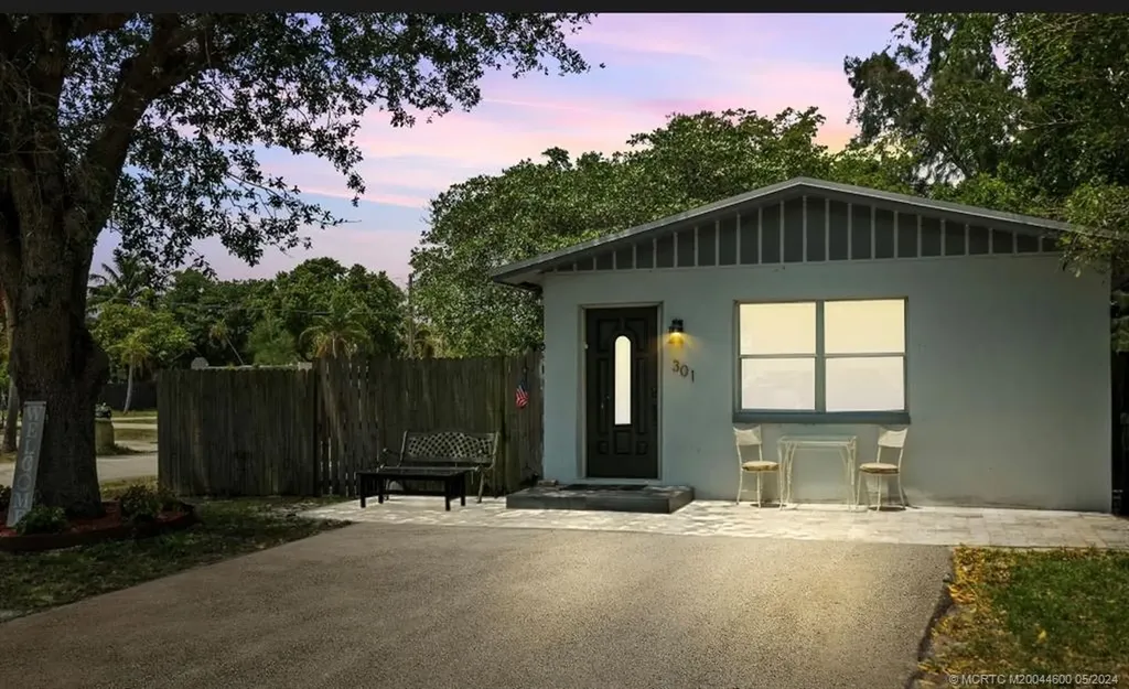301 Lancaster Street Boca Raton FL 33487