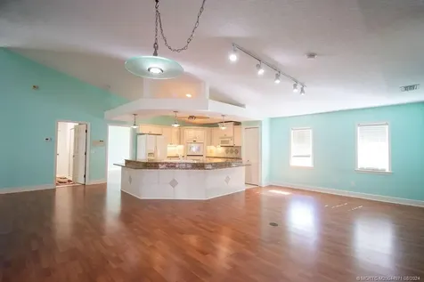 5092 SE Post Terrace Stuart FL 34997