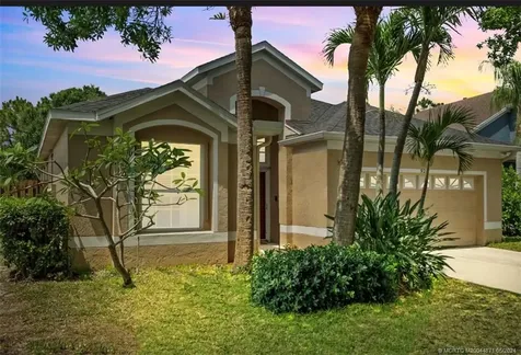 924 NW Waterlily Place Jensen Beach FL 34957