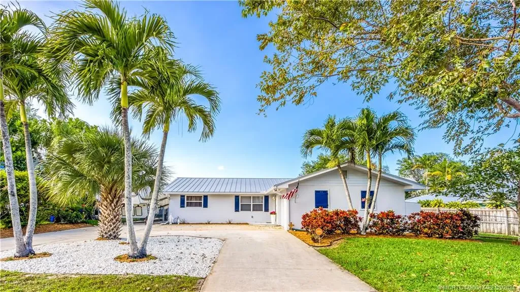 5249 SE Horseshoe Point Road Stuart FL 34997