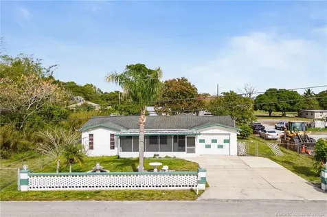 5517 SE 45th Avenue Stuart FL 34997