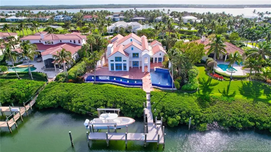 6996 SE Harbor Circle Stuart FL 34996