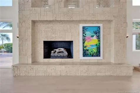 6996 SE Harbor Circle Stuart FL 34996