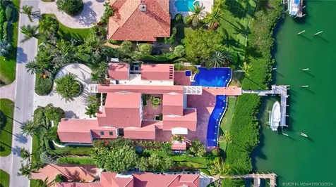 6996 SE Harbor Circle Stuart FL 34996