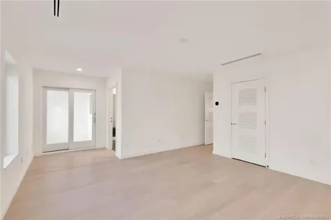 6996 SE Harbor Circle Stuart FL 34996