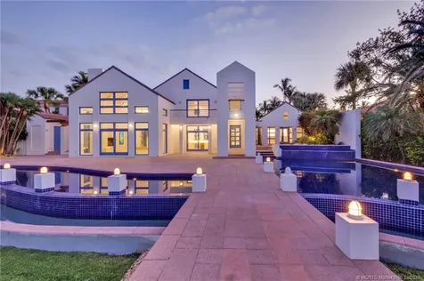 6996 SE Harbor Circle Stuart FL 34996