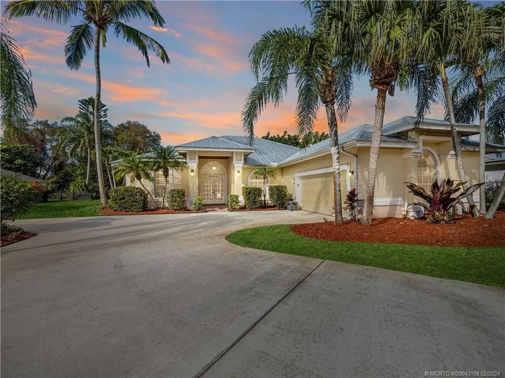 2108 SW Hunters Club Way Palm City FL 34990