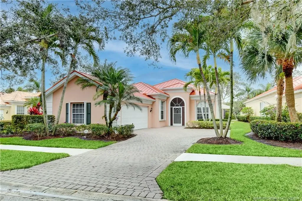 1253 SW Balmoral Trace Stuart FL 34997
