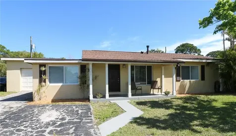 8209 SE Camellia Drive Hobe Sound FL 33455