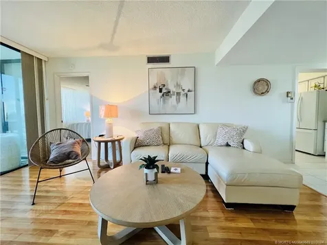 3442 NE Causeway Boulevard Jensen Beach FL 34957