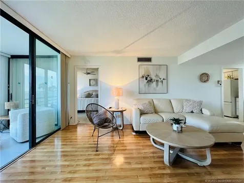 3442 NE Causeway Boulevard Jensen Beach FL 34957