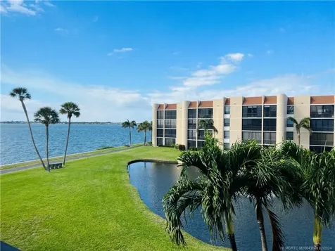 3442 NE Causeway Boulevard Jensen Beach FL 34957