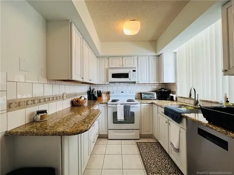 3442 NE Causeway Boulevard Jensen Beach FL 34957