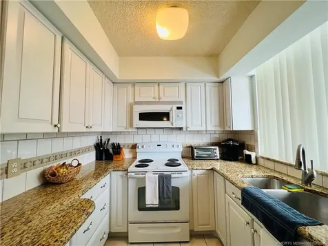 3442 NE Causeway Boulevard Jensen Beach FL 34957